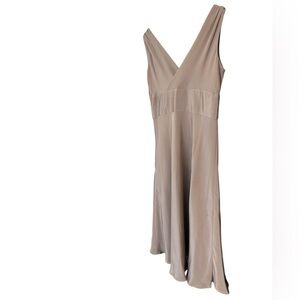 J Crew silk sz.4 worn once mid dress in mint condition
